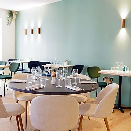 L'esplanade Restaurant Bar A Vin 3* La Sicaudais